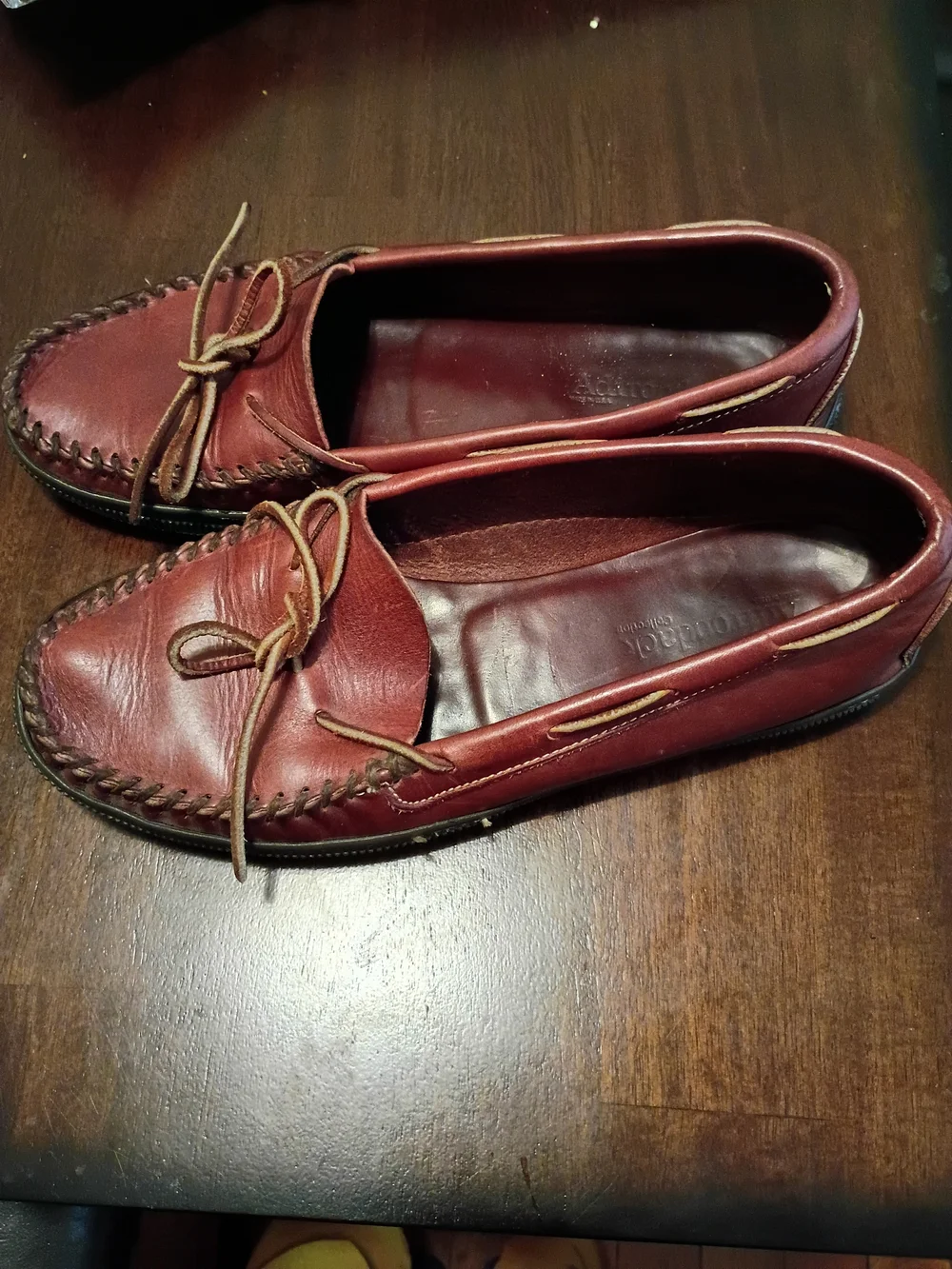 Men's Classic Leather Moccasin Loafers - Burgundy